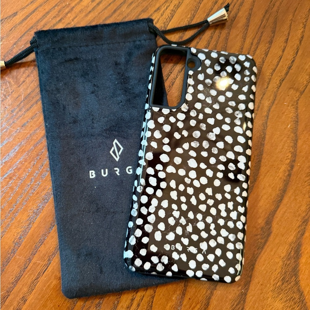 B& W Phone Case with Speckled Design for a Samsung Galaxy S21 plus